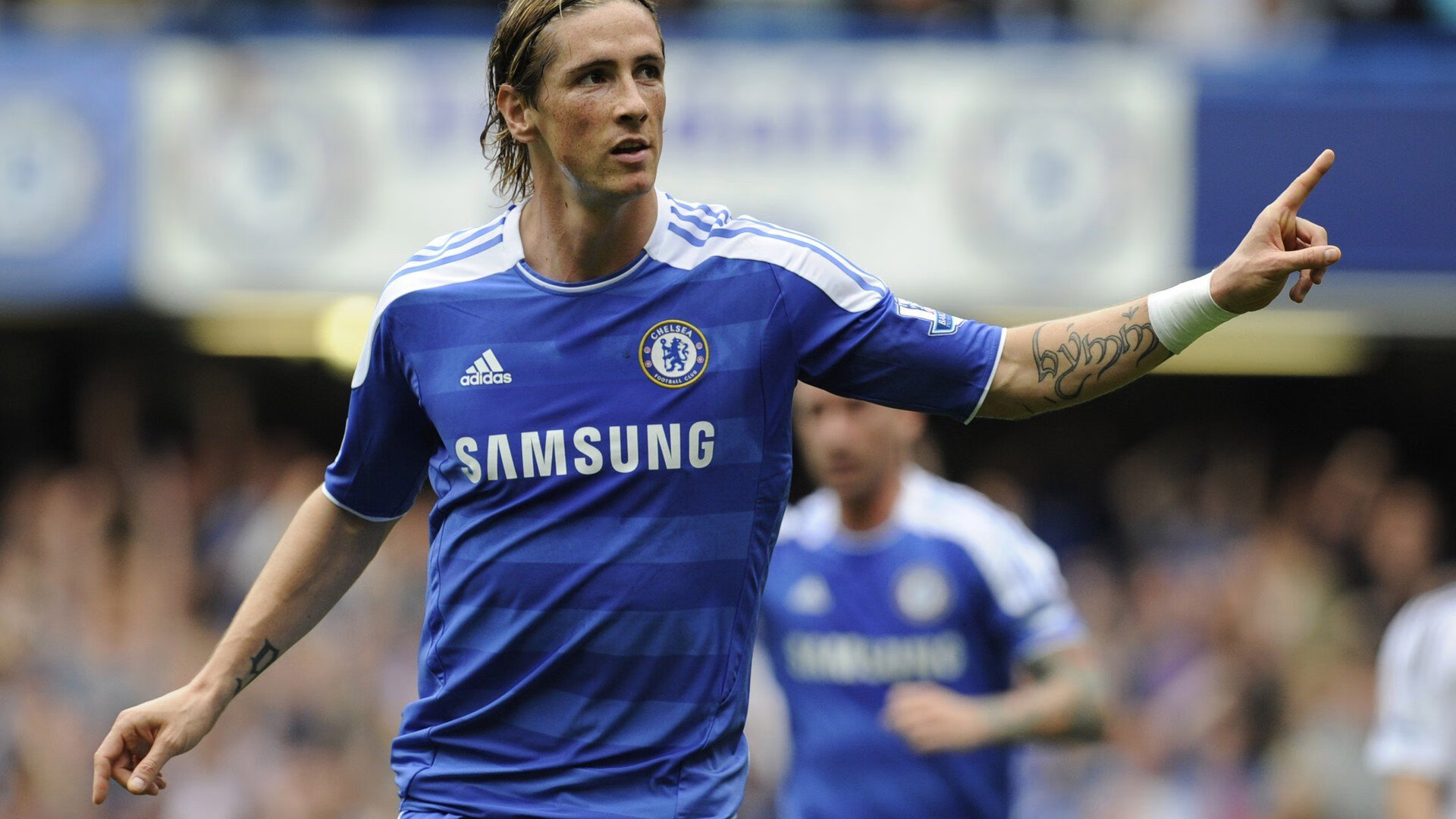 经验老将再掀热血，欧冠赛场传奇续写，欧冠冠军视频